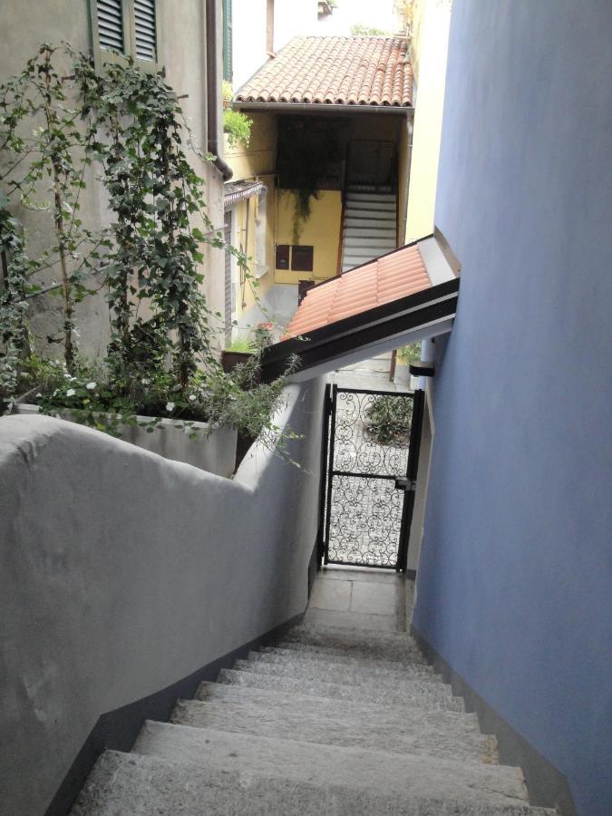 Casa Le Corti Villa Intra Esterno foto