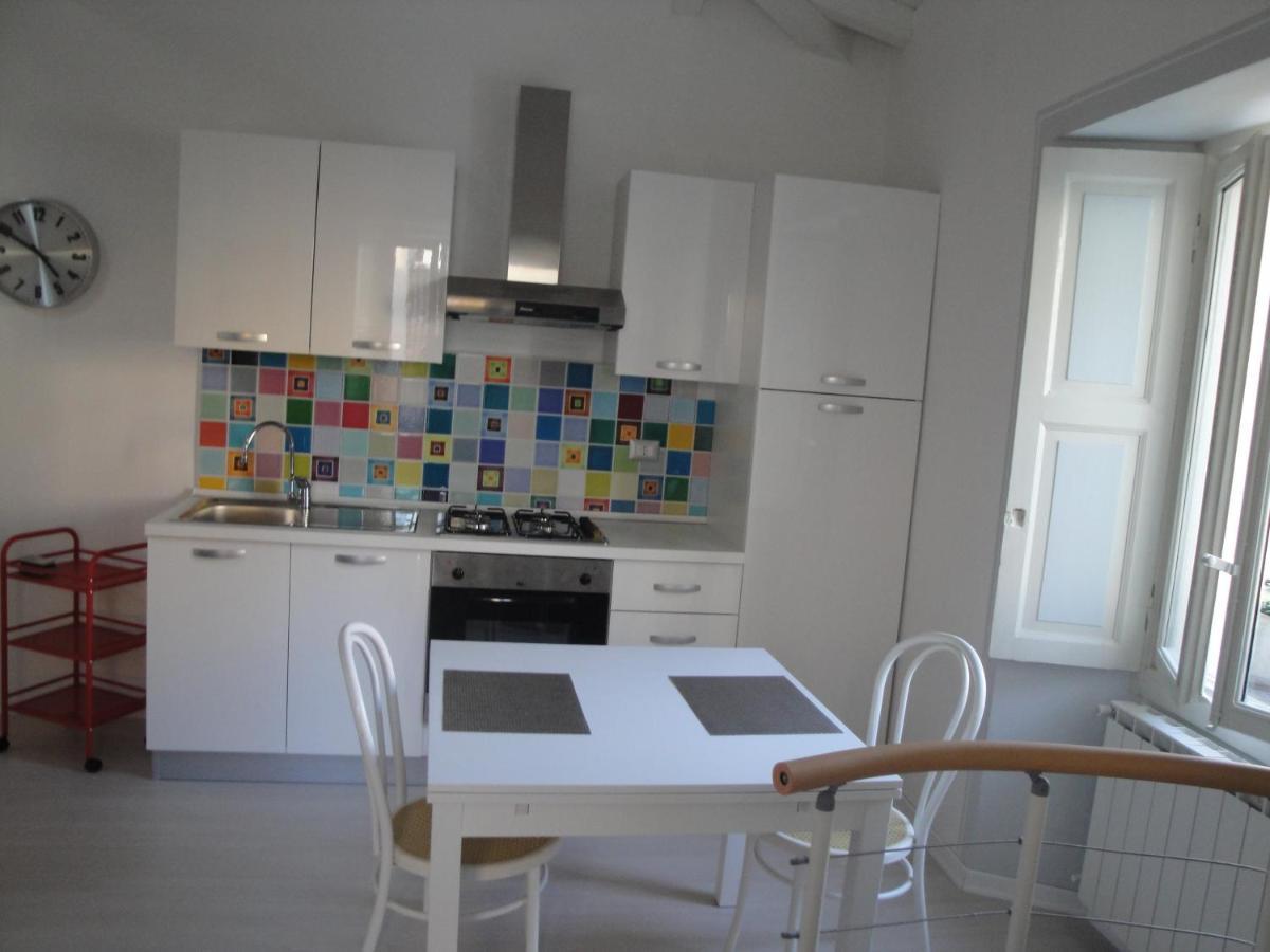 Casa Le Corti Villa Intra Esterno foto
