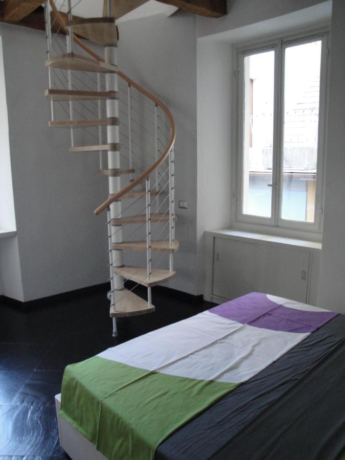 Casa Le Corti Villa Intra Esterno foto
